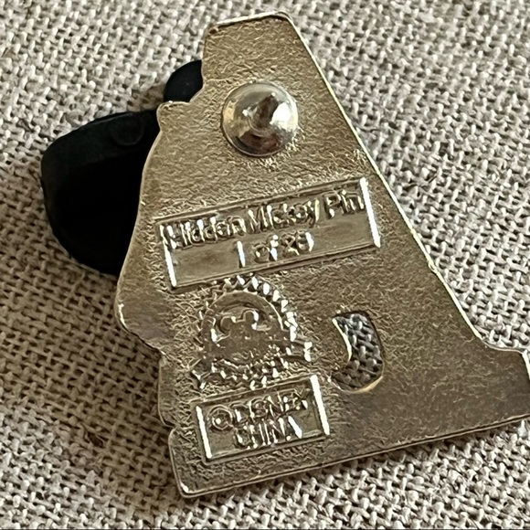 Disney Pin Alice Wonderland Alphabet A Hidden Mickey Series - Picture 4 of 4